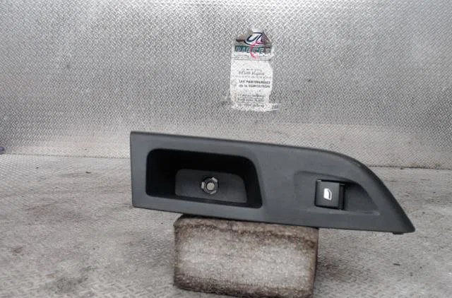 Commande leve-glace porte arrière droite OPEL CORSA F  CORSA F PHASE 1 occasion — photo 2
