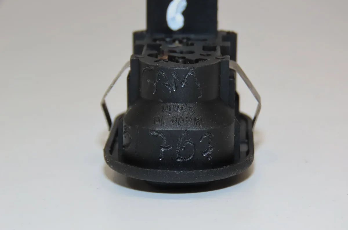 Commande leve-glace porte arrière droite Opel ZAFIRA A Monospace (T98) 2.0 dti 16v (f75) (2000-2005) 5 portes occasion — photo 3