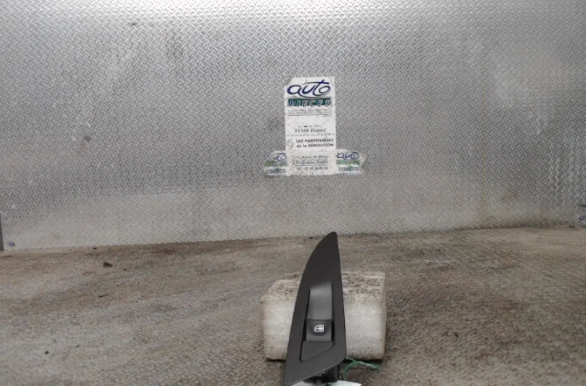 Commande leve-glace porte arrière droite RENAULT ESPACE 5  ESPACE 5 occasion — photo 2