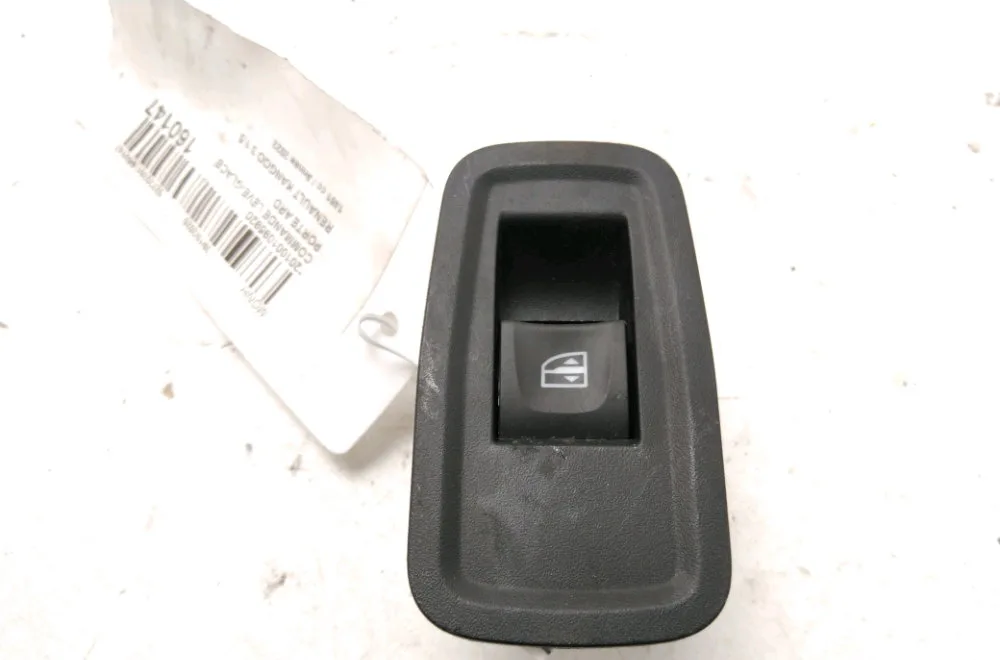 Commande leve-glace porte arrière droite Renault KANGOO III Monospace Blue dci 95 (kjab) (2021) occasion