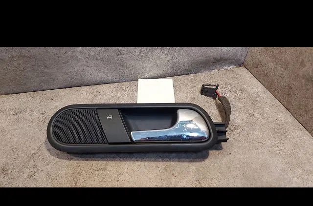 Commande leve-glace porte arrière droite Seat CORDOBA (6L2) 1.9 tdi (2002-2009) occasion — photo 4