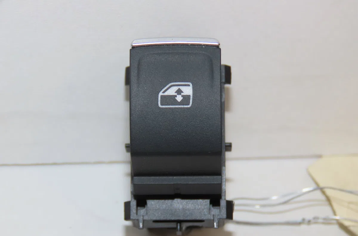 Commande leve-glace porte arrière droite Seat LEON (KL1) 1.5 etsi (2019) occasion