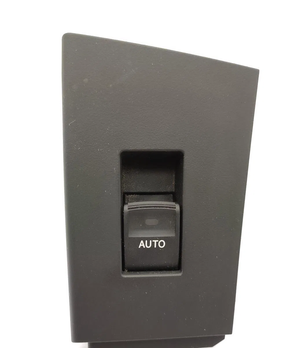 Commande leve-glace porte arrière droite TOYOTA AURIS 2 PHASE 2 occasion — photo 3