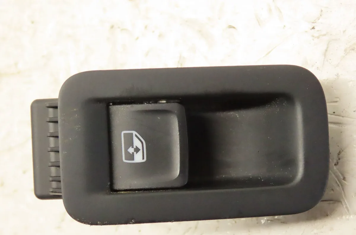 Commande leve-glace porte arrière droite Volkswagen GOLF VII (5G1, BQ1, BE1, BE2) 1.6 tdi (2012-2017) occasion