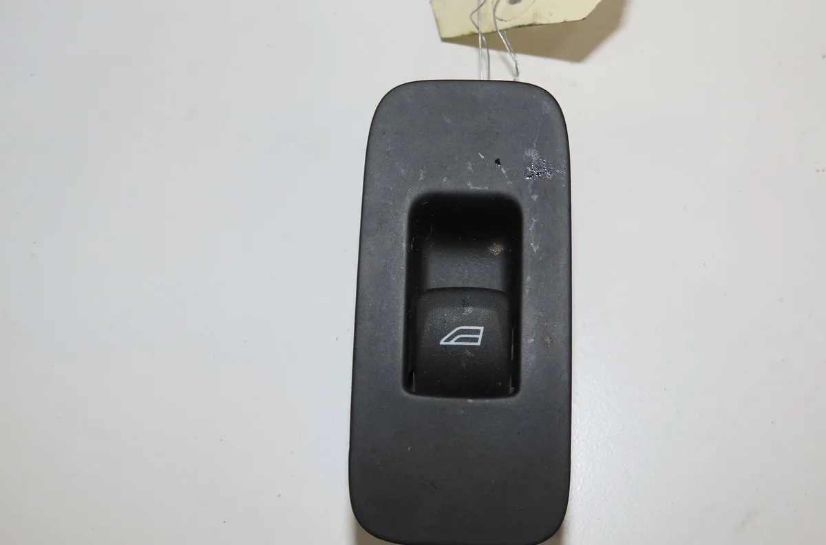 Commande leve-glace porte arrière droite Volvo V40 Cross Country (526) D2 (2012-2016) occasion