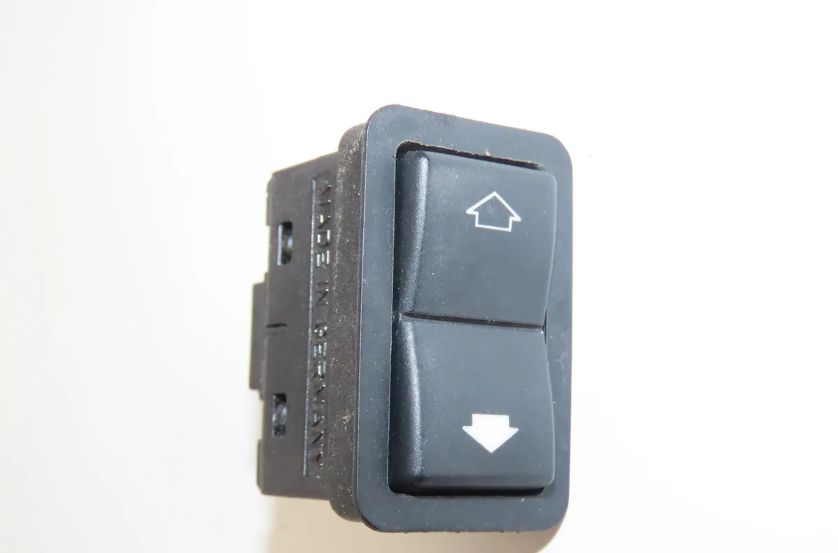 Commande leve-glace porte arrière gauche Bmw 5 (E39) 525 tds (1996-2003) occasion