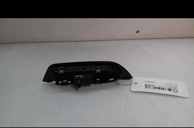 Commande leve-glace porte arrière gauche Bmw X1 (E84) Sdrive 18 d (2009-2015) occasion — photo 2
