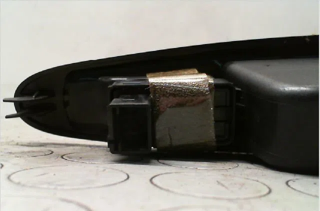 Commande leve-glace porte arrière gauche Citroën C4 I (LC_) 1.6 16v (2004-2011) 5 portes occasion — photo 2