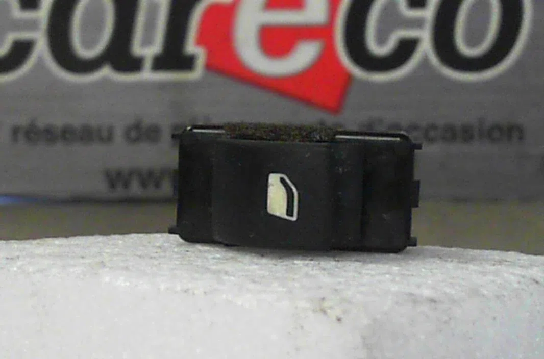 Commande leve-glace porte arrière gauche Citroen C4 I (LC_) 2.0 hdi (2004-2011) occasion