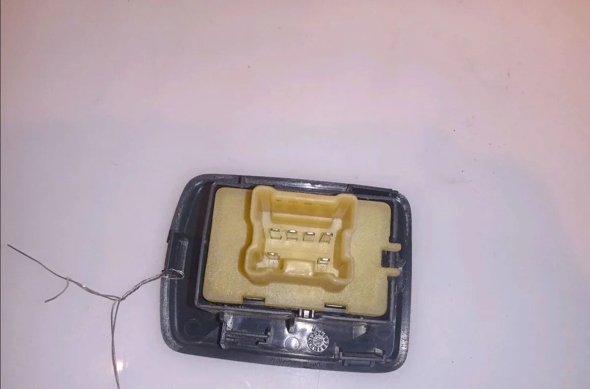 Commande leve-glace porte arrière gauche Dacia LODGY (JS_) 1.5 dci (2012) 5 portes occasion — photo 2