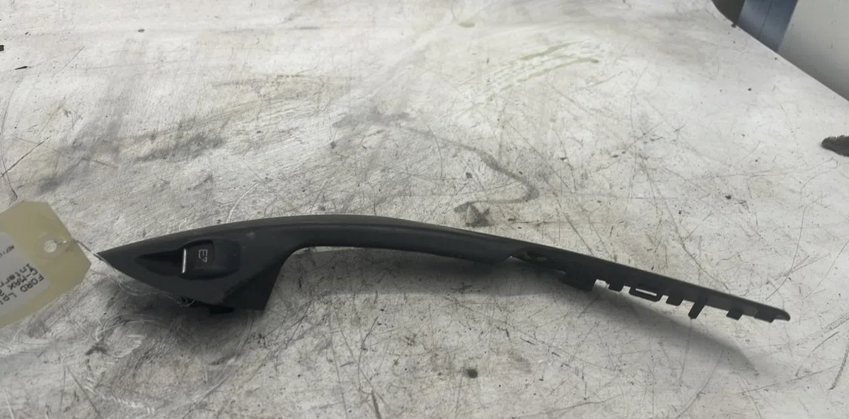 Commande leve-glace porte arrière gauche Ford C-MAX II (DXA-CB7, DXA-CEU) 1.6 tdci (2010-2019) 5 portes occasion