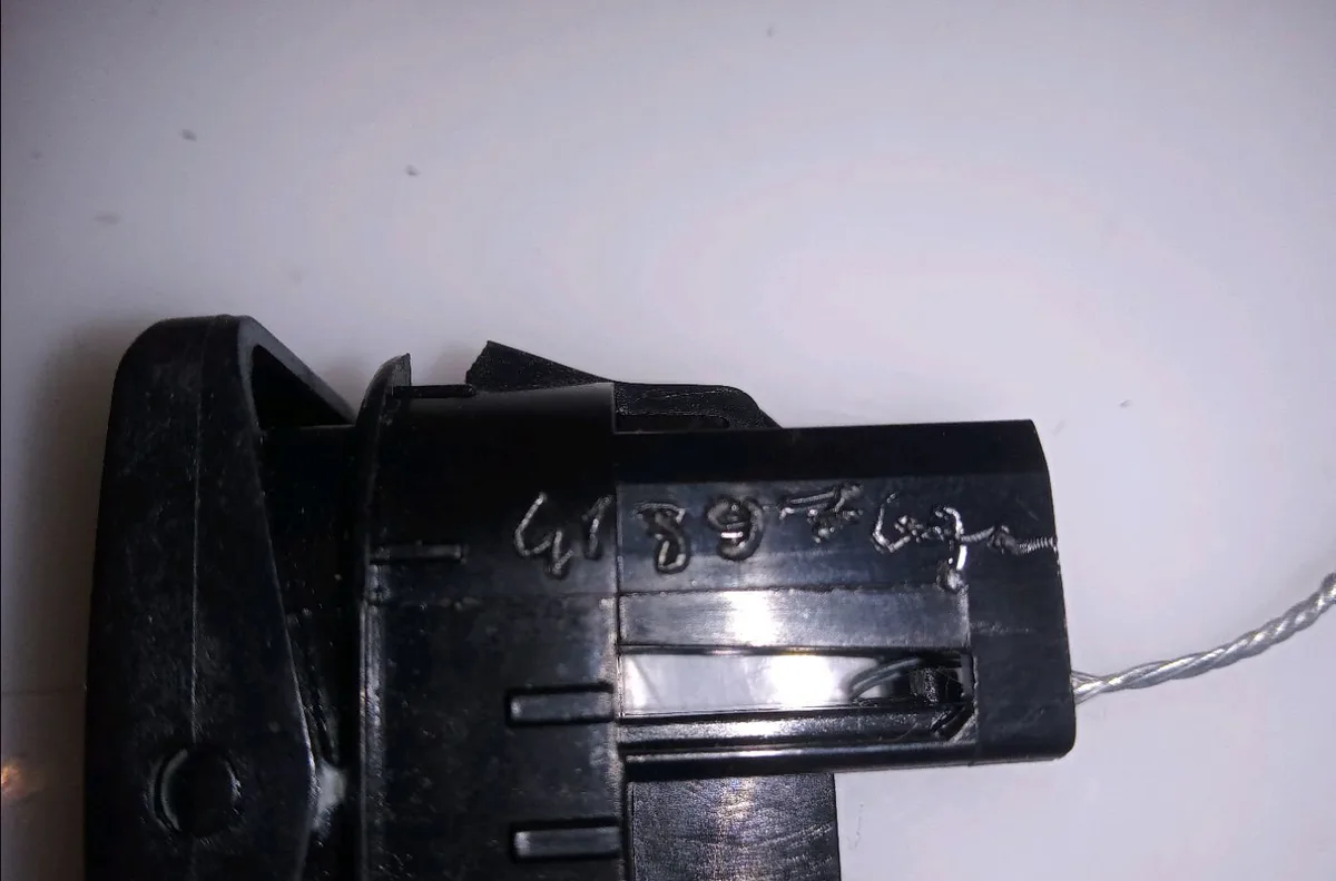 Commande leve-glace porte arrière gauche Ford MONDEO IV (BA7) 1.8 tdci (2007-2015) occasion — photo 3