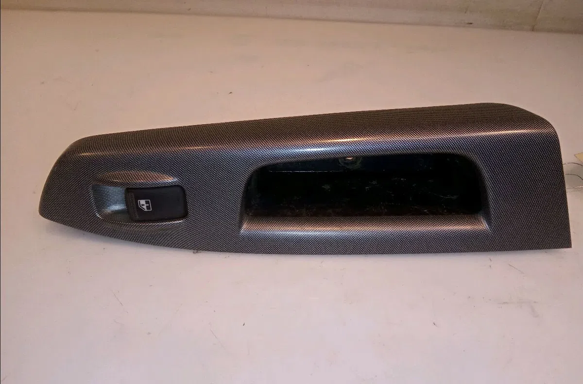 Commande leve-glace porte arrière gauche Hyundai GETZ (TB) 1.5 crdi (2003-2005) 5 portes occasion