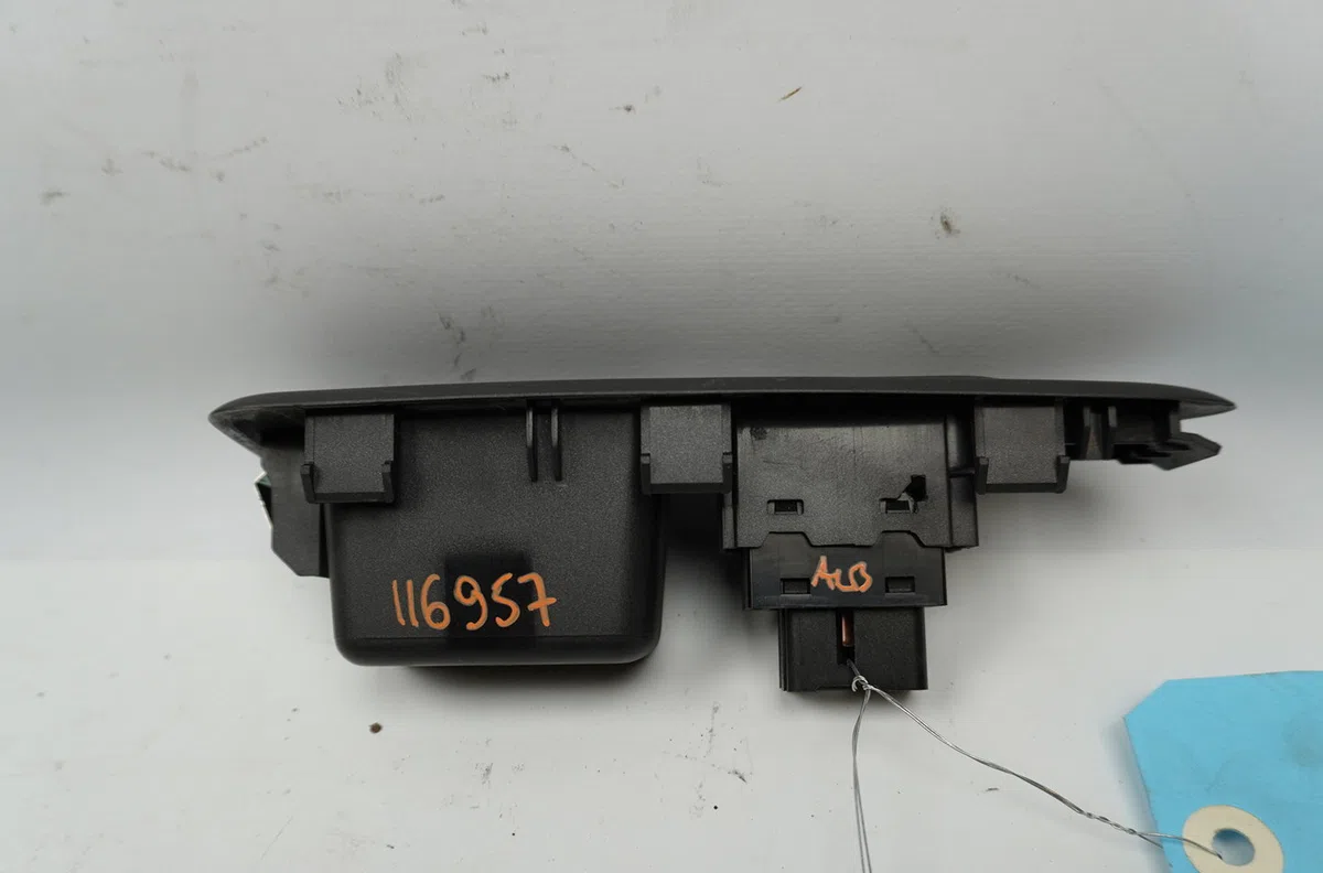 Commande leve-glace porte arrière gauche Kia MAGENTIS II (MG) 2.0 crdi (2006-2010) occasion — photo 2