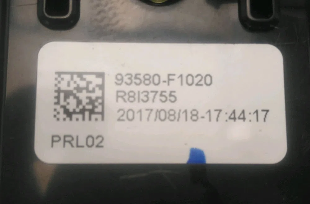 Commande leve-glace porte arrière gauche Kia SPORTAGE IV (QL, QLE) 1.7 crdi (2015) occasion — photo 2