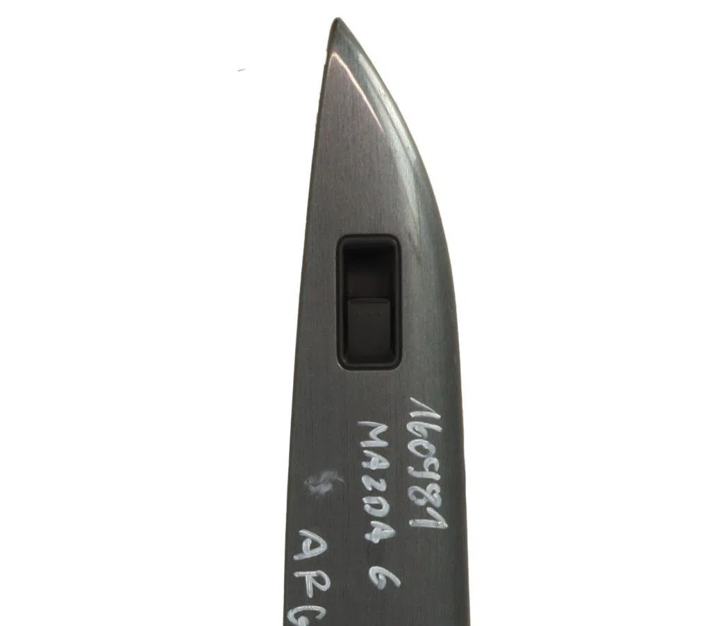 Commande leve-glace porte arrière gauche Mazda 6 Hatchback (GG) 2.0 di (gg14) (2002-2007) occasion
