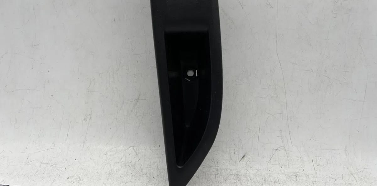 Commande leve-glace porte arrière gauche PEUGEOT 208 2 occasion — photo 4