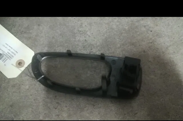 Commande leve-glace porte arrière gauche Peugeot 307 (3A-C) 1.6 hdi 110 (2004-2009) 5 portes occasion