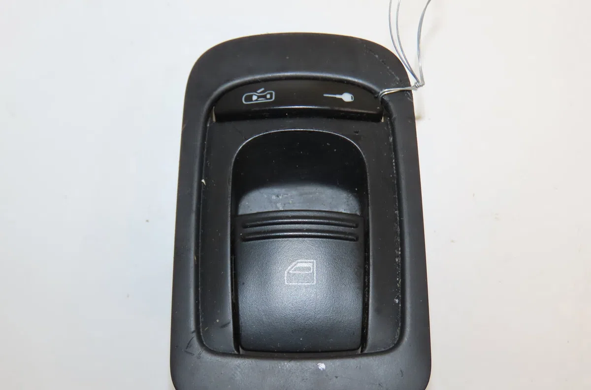 Commande leve-glace porte arrière gauche Porsche CAYENNE (9PA) S 4.5 (2002-2007) occasion