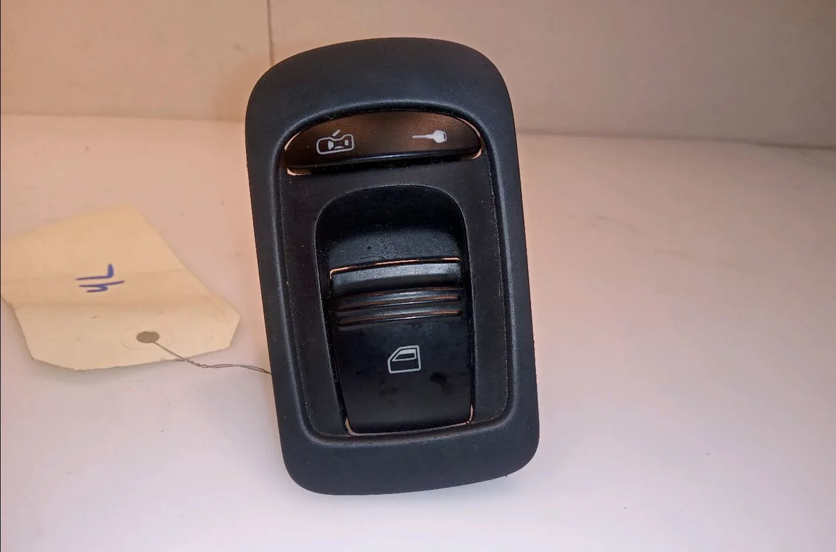 Commande leve-glace porte arrière gauche PORSCHE CAYENNE I 2003 occasion