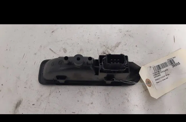 Commande leve-glace porte arrière gauche Renault CLIO III (BR0-1, CR0-1) 1.4 16v (2005-2012) occasion — photo 2