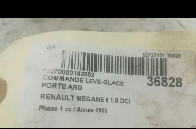 Commande leve-glace porte arrière gauche Renault MEGANE II (BM0-1_, CM0-1_) 1.9 dci (bm0g, cm0g) (2002-2008) 5 portes occasion — photo 3