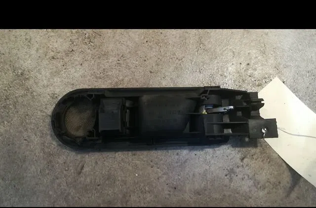 Commande leve-glace porte arrière gauche Volkswagen PASSAT B5 (3B2) 1.9 tdi (1996-2000) occasion — photo 2