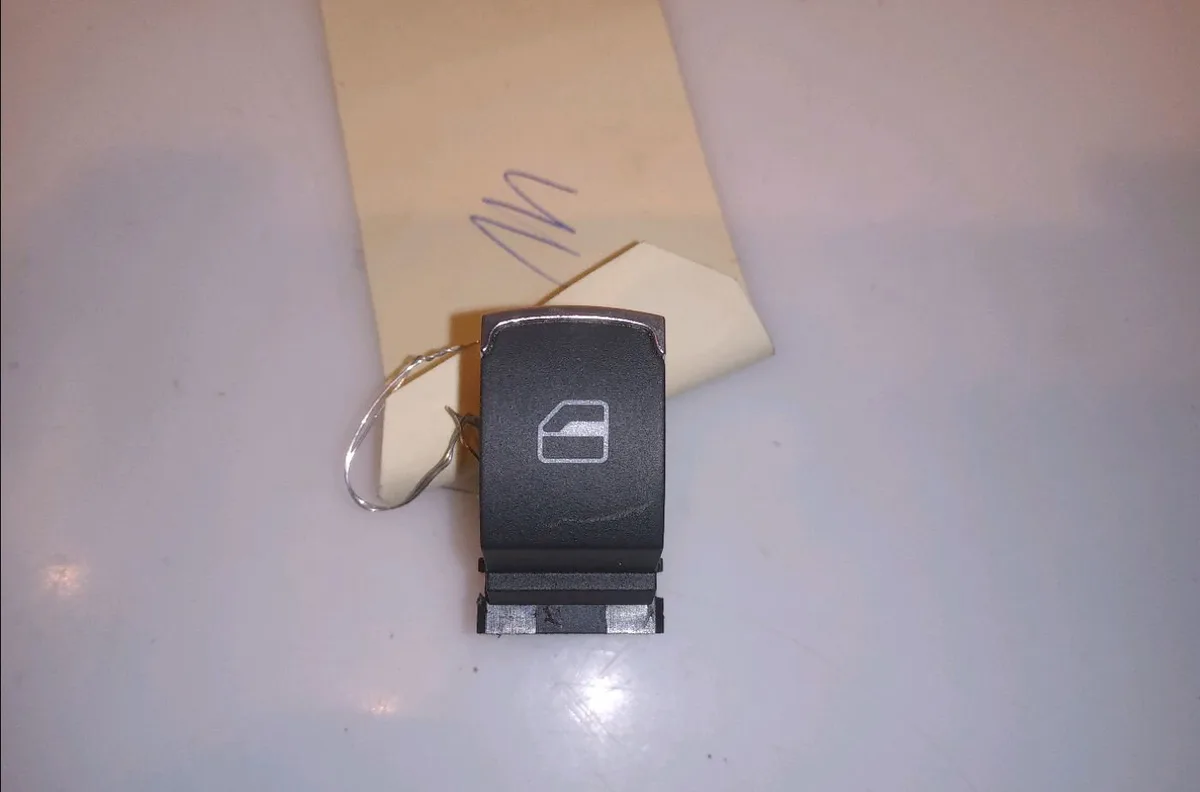 Commande leve-glace porte arrière gauche Volkswagen PASSAT CC B6 (357) 2.0 tdi (2008-2012) occasion
