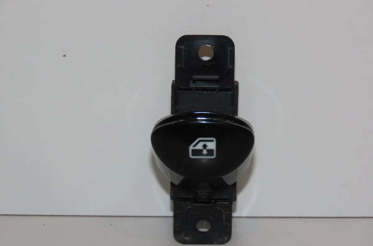 Commande lève-glace porte avant droite Abarth 500 - 595 - 695 1.4 (312.axz11) (2016) occasion