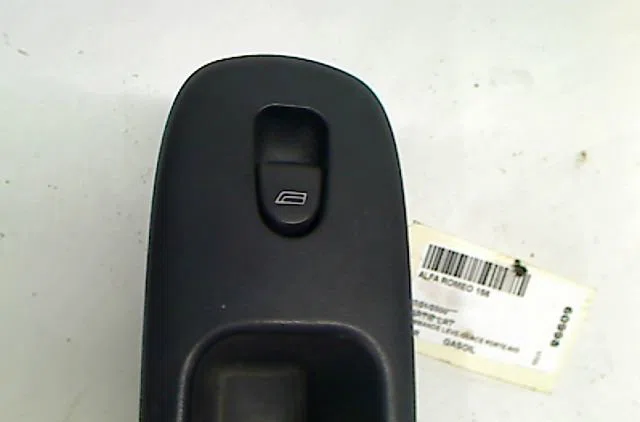 Commande lève-glace porte avant droite ALFA ROMEO 156 occasion — photo 2