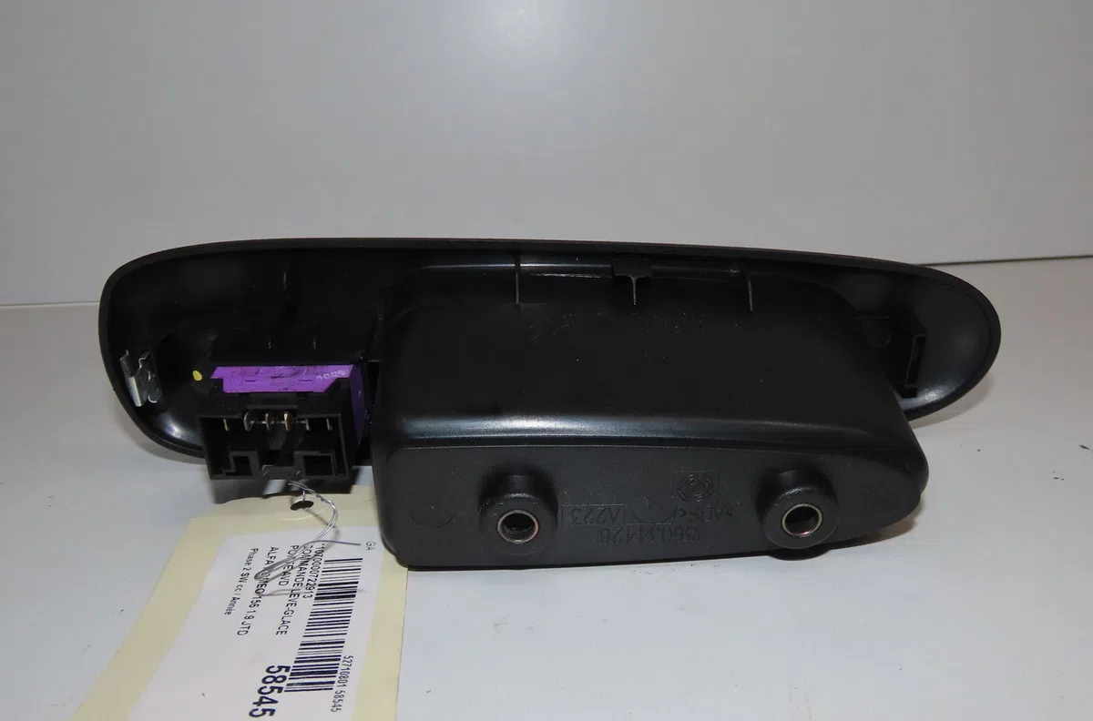 Commande lève-glace porte avant droite Alfa romeo 156 Sportwagon (932_) 1.9 jtd (932b2b, 932b2c) (2001-2006) occasion — photo 2