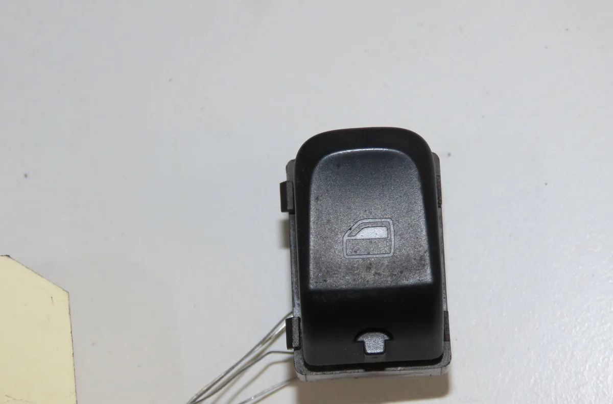 Commande lève-glace porte avant droite Audi A4 B8 (8K2) 2.0 tfsi (2008-2015) occasion