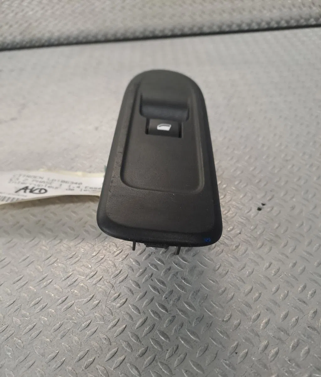 Commande lève-glace porte avant droite CITROEN C3 2  C3 2 PHASE 1 occasion — photo 2