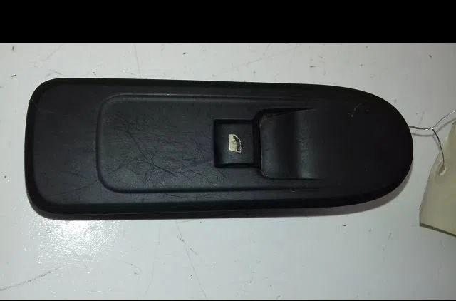 Commande lève-glace porte avant droite Citroen C3 II (SC_) 1.4 (2009-2016) 5 portes occasion