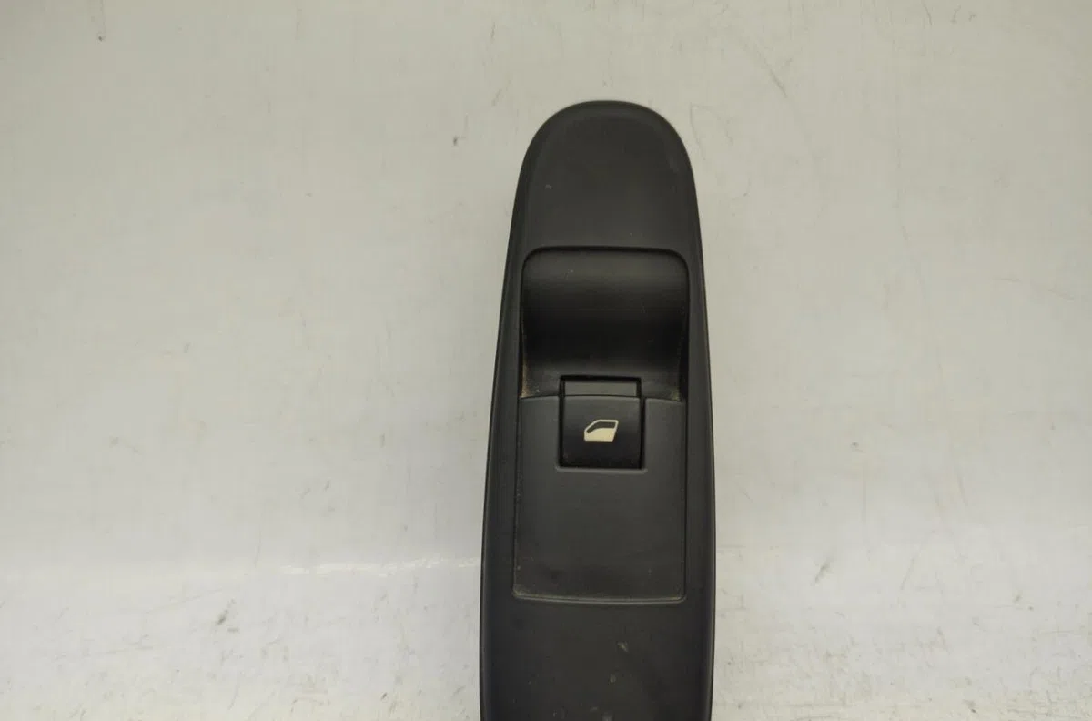 Commande lève-glace porte avant droite CITROEN C4 GRAND PICASSO 1 occasion