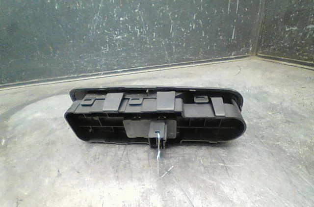 Commande lève-glace porte avant droite Citroen C4 PICASSO I Monospace (UD_) 1.6 hdi (2007-2013) 5 portes occasion — photo 2