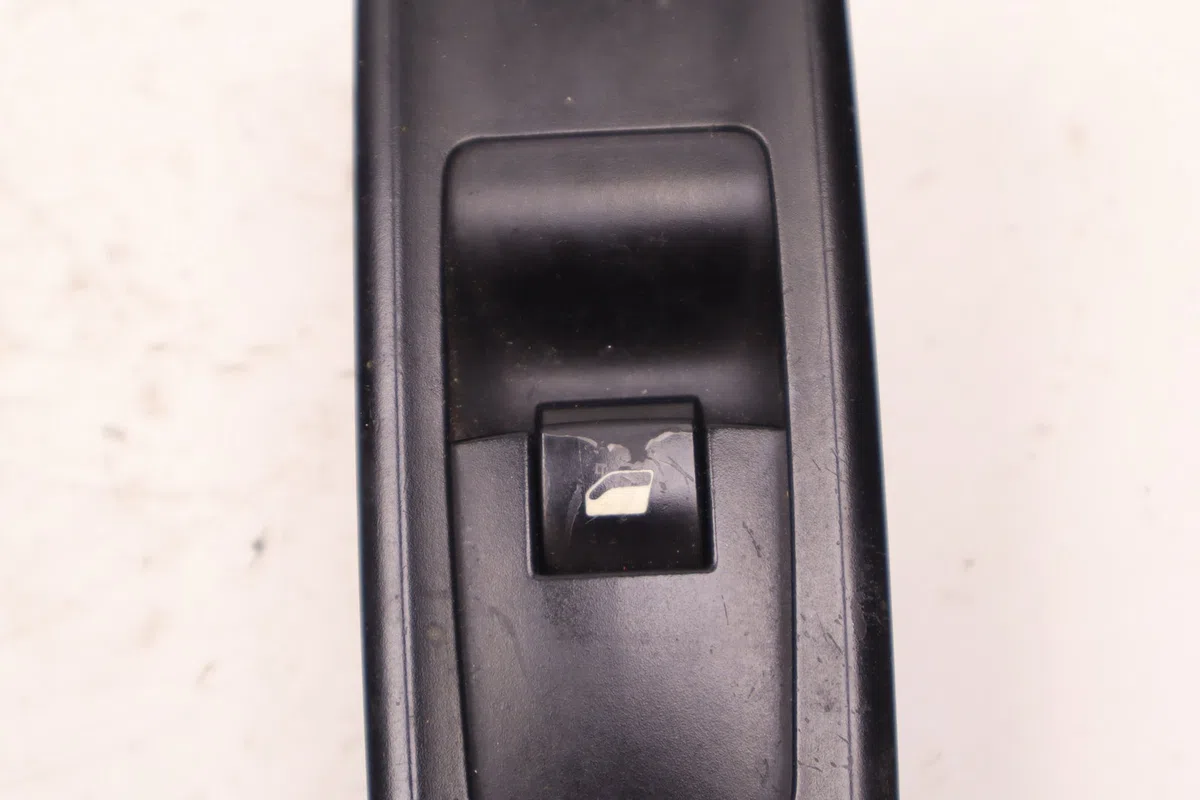 Commande lève-glace porte avant droite Citroen C8 (EA_, EB_) 2.0 hdi (2002) occasion