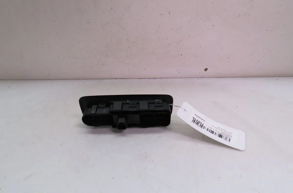 Commande lève-glace porte avant droite Citroen C8 (EA_, EB_) 2.0 hdi (2002) occasion