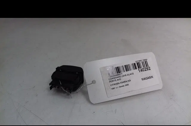 Commande lève-glace porte avant droite Citroën XSARA (N1) 2.0 hdi 90 (1999-2005) occasion — photo 2