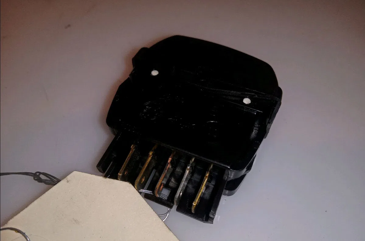 Commande lève-glace porte avant droite Citroen XSARA PICASSO (N68) 1.6 hdi (2004-2011) occasion