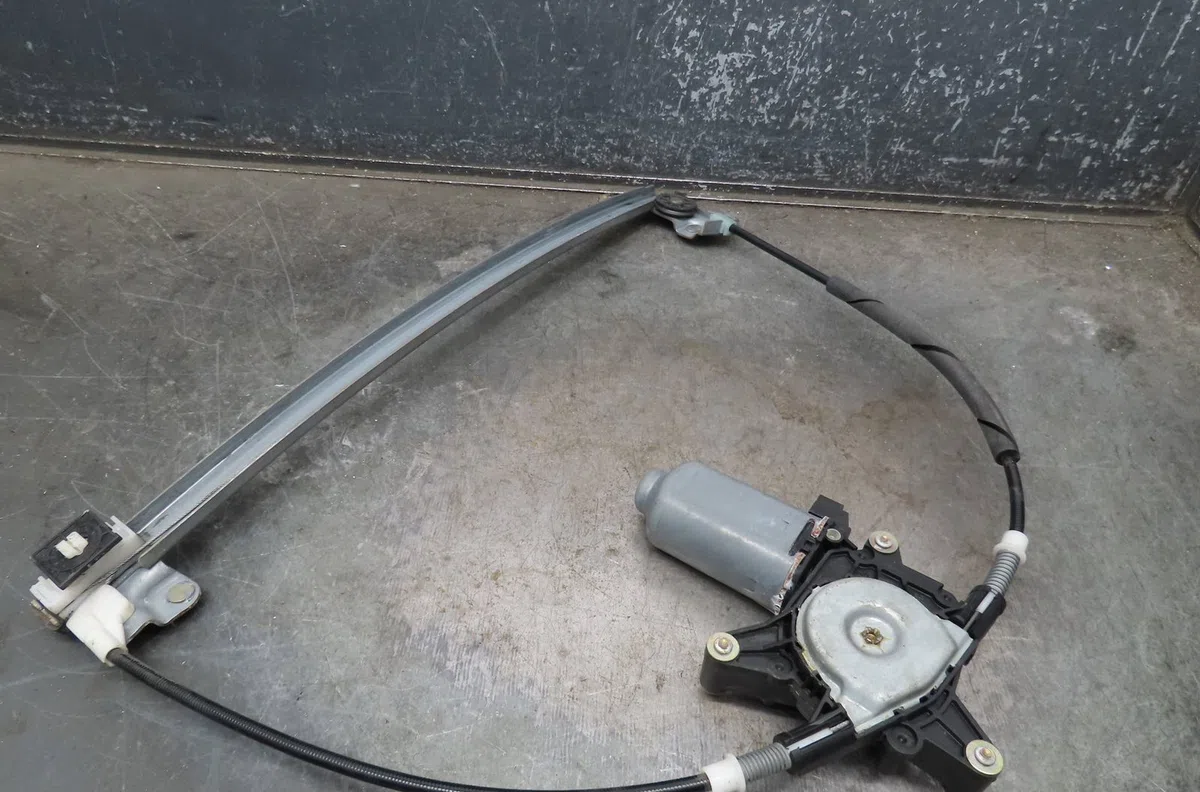Commande lève-glace porte avant droite Citroën ZX (N2) 1.4 i (1991-1997) 5 portes occasion — photo 2