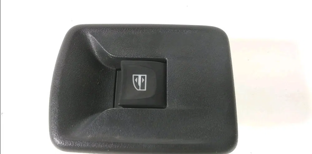 Commande lève-glace porte avant droite Dacia DOKKER Monospace (KE_) 1.5 blue dci 95 (kejl) (2018) occasion — photo 3