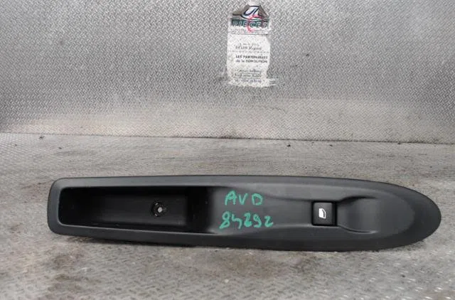 Commande lève-glace porte avant droite DS DS3  DS3 PHASE 3 occasion — photo 2