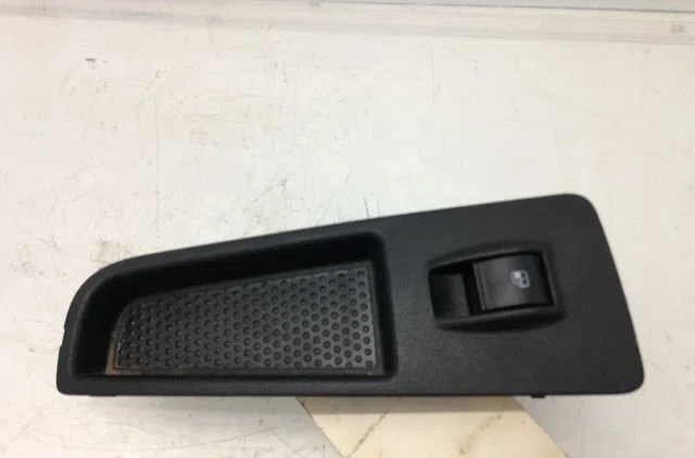 Commande lève-glace porte avant droite Fiat BRAVO II (198_) 1.6 d multijet (198axh1b) (2007-2014) 5 portes occasion