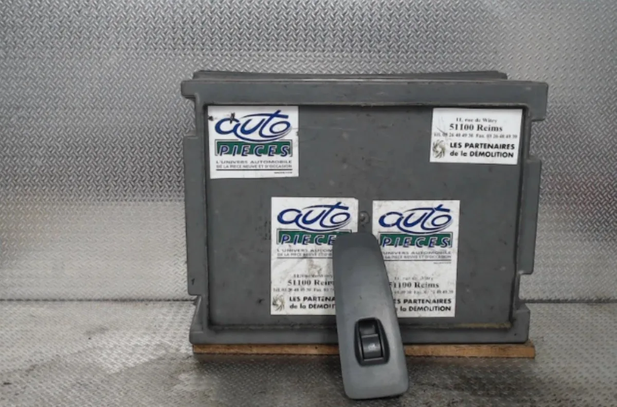 Commande lève-glace porte avant droite Fiat DUCATO Autobus-Autocar (250_) 100 multijet 2,2 d (2006-2011) occasion