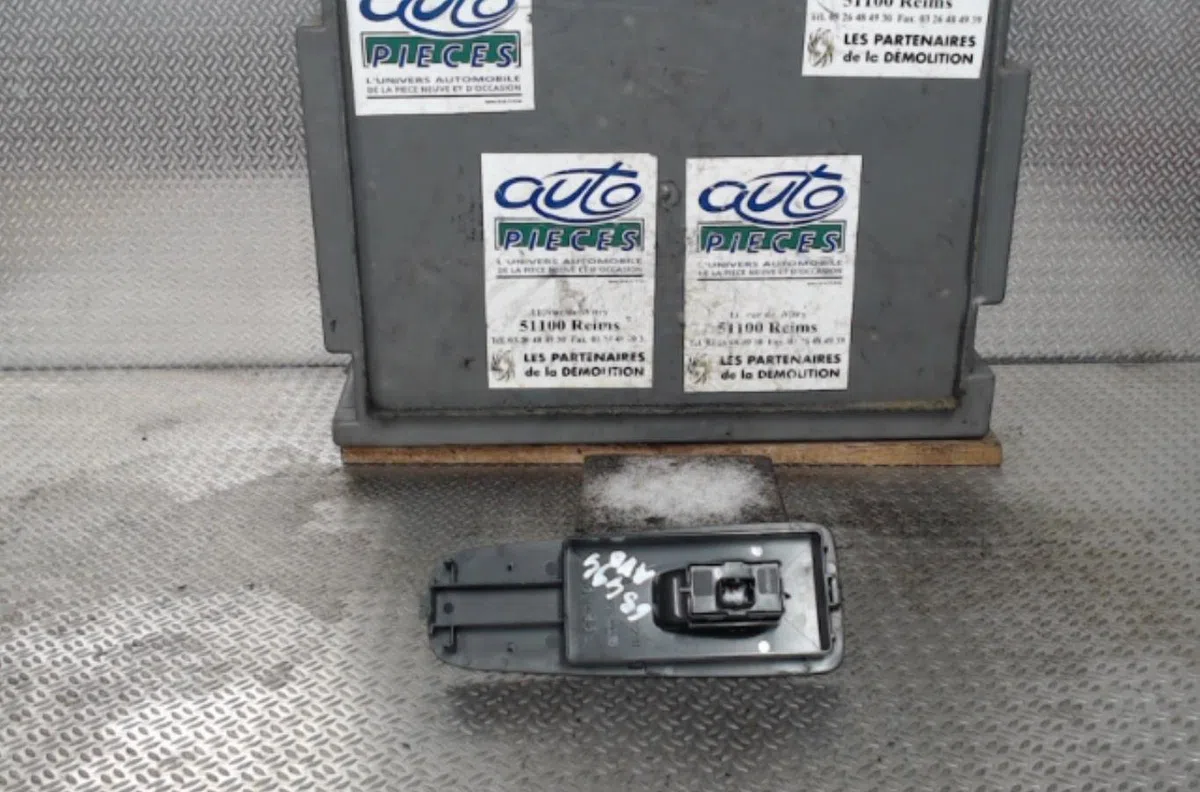 Commande lève-glace porte avant droite Fiat DUCATO Autobus-Autocar (250_) 100 multijet 2,2 d (2006-2011) occasion — photo 2