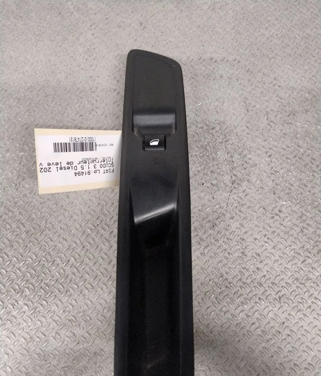 Commande lève-glace porte avant droite Fiat SCUDO Camionnette 1.5 multijet 120 (506) (2022) occasion
