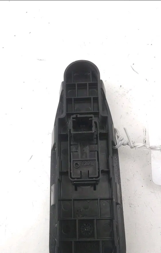 Commande lève-glace porte avant droite Fiat SCUDO Camionnette (270_, 272_) 2.0 d multijet (2007-2016) occasion — photo 2