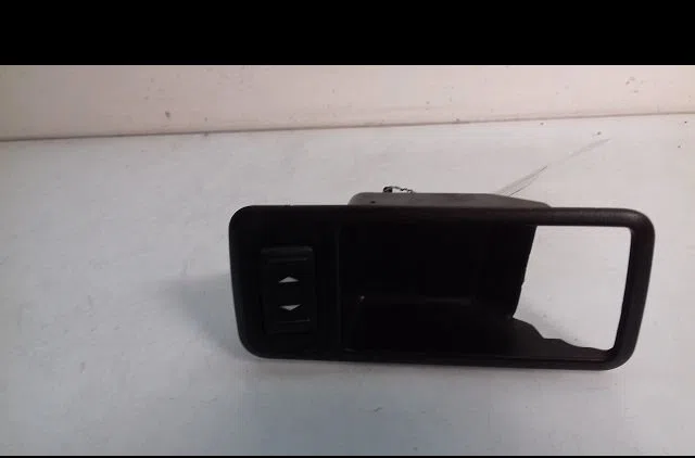 Commande lève-glace porte avant droite Ford C-MAX (DM2) 1.8 tdci (2007-2010) 5 portes occasion — photo 3