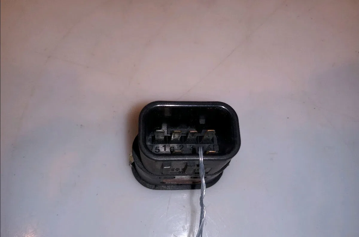 Commande lève-glace porte avant droite Ford COUGAR (EC_) 2.5 v6 24v (1998-2001) occasion — photo 2
